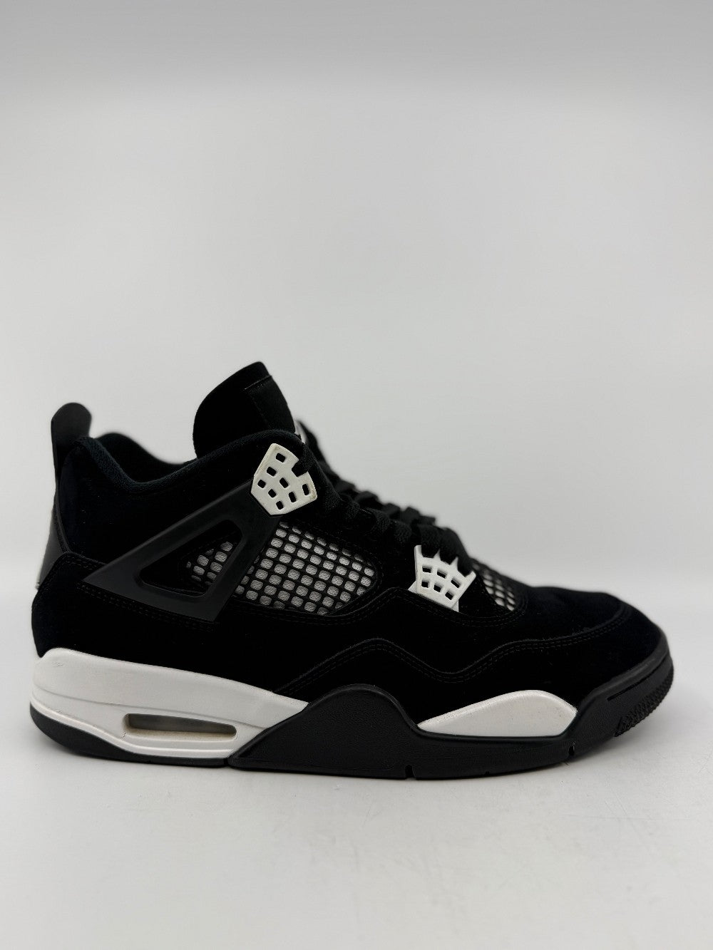 *USED* AJ 4 - WHITE THUNDER|40516