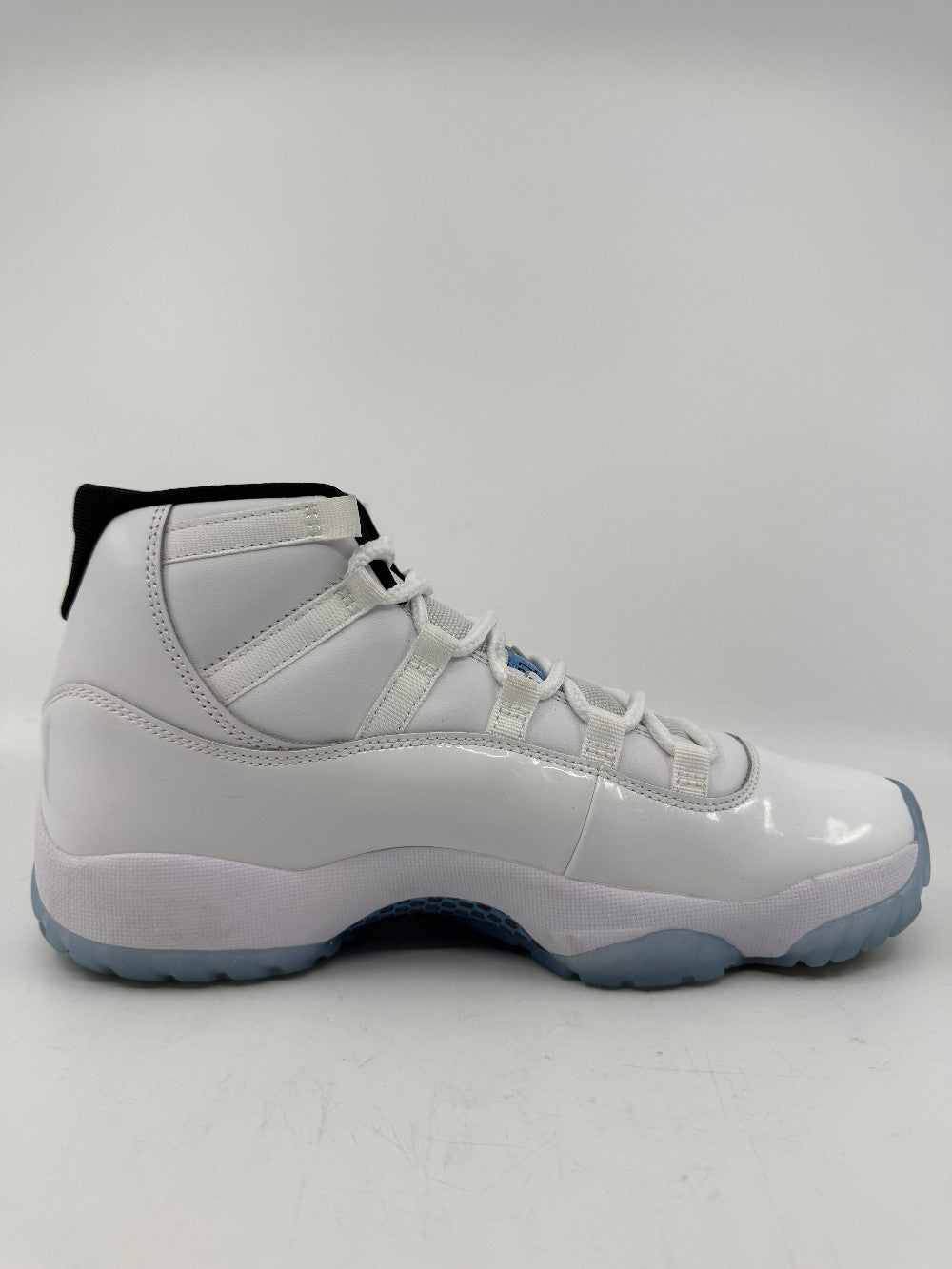 *USED* AJ 11 - LEGEND BLUE (2024)|34940