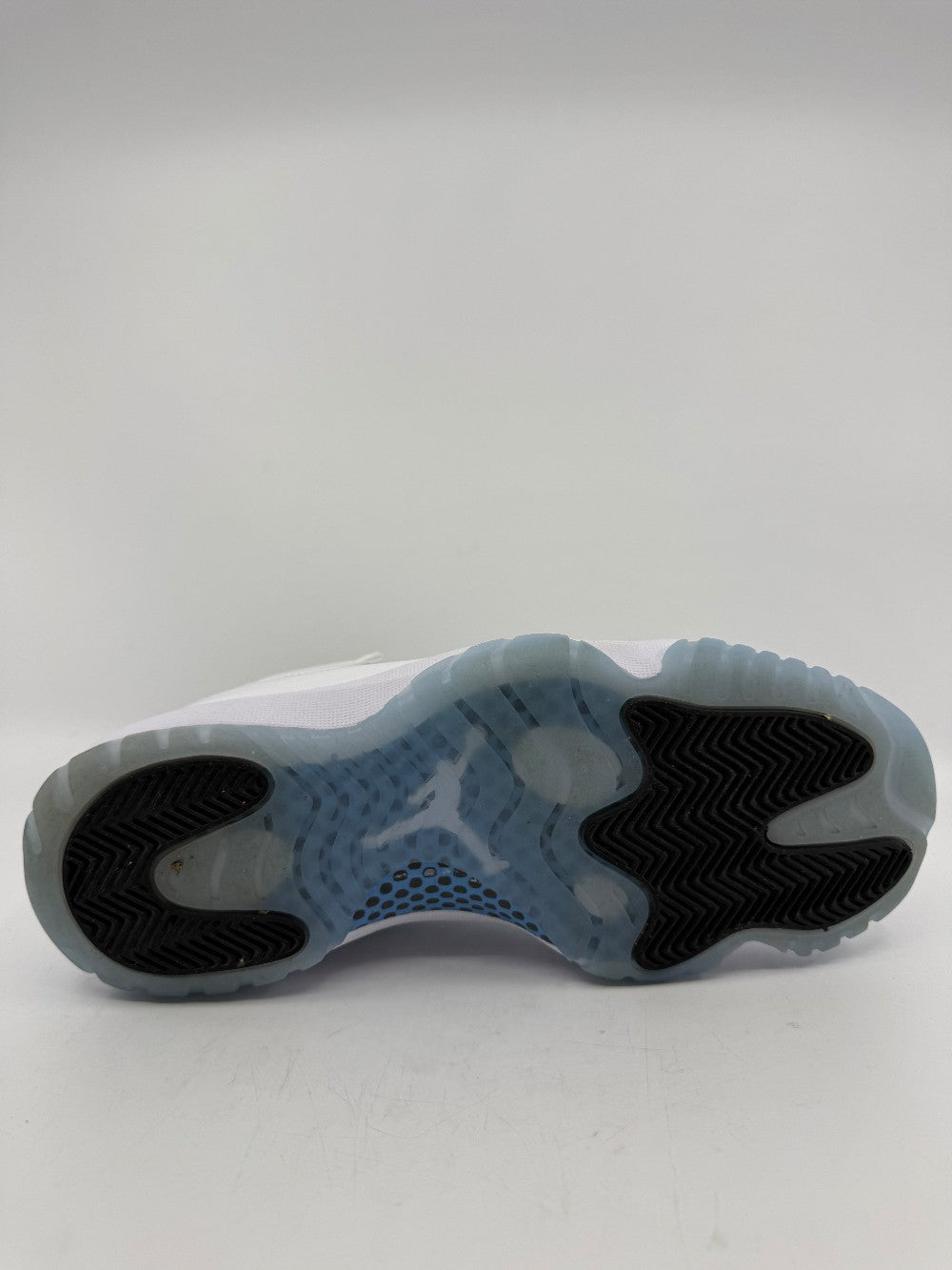 *USED* AJ 11 - LEGEND BLUE (2024)|34935