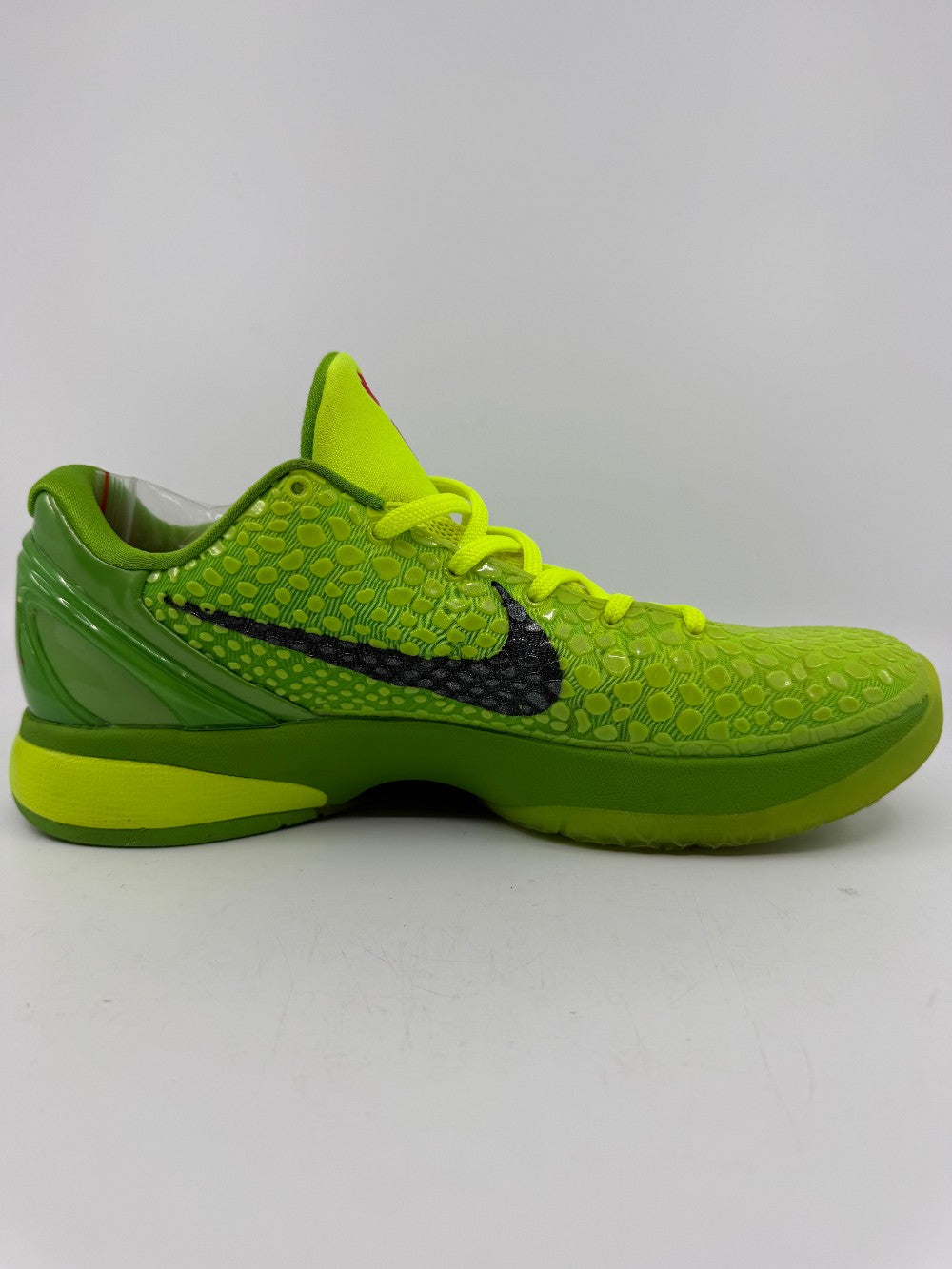 *USED* NIKE KOBE 6 PROTRO - GRINCH (2020)|29300
